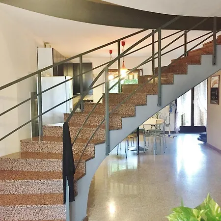 Villa New House